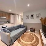 Le Nid Du Pradet - Piscine, Tennis, A 5 Min A Pied Apartament
