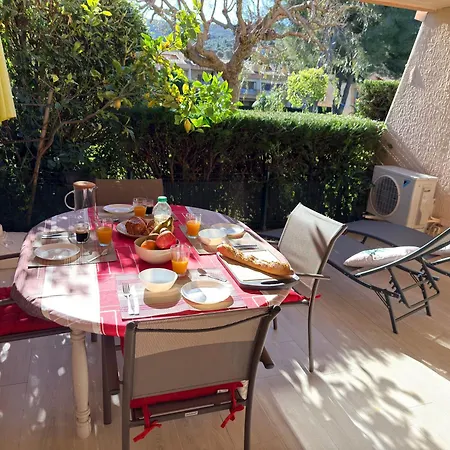 Le Nid Du Pradet - Piscine, Tennis, A 5 Min A Pied Apartment