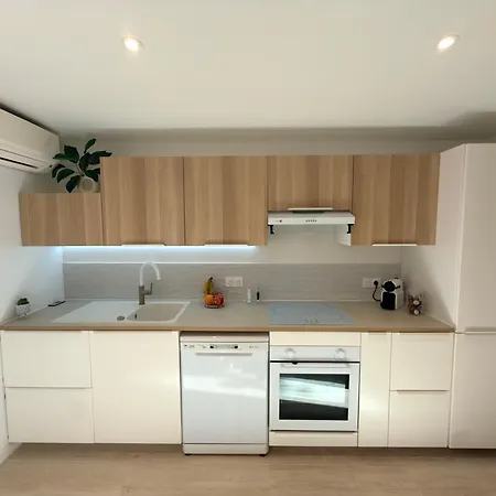 Apartment Le Nid Du Pradet - Piscine, Tennis, A 5 Min A Pied Le Pradet