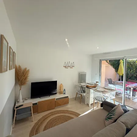 Le Nid Du Pradet - Piscine, Tennis, A 5 Min A Pied Apartment *