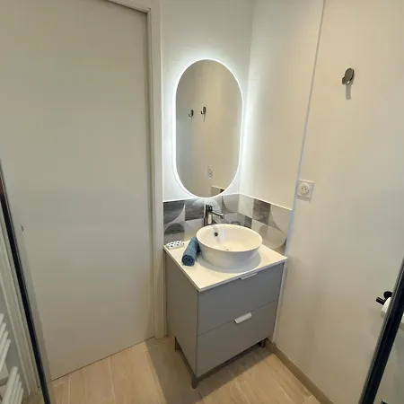 Apartment Le Nid Du Pradet - Piscine, Tennis, A 5 Min A Pied *